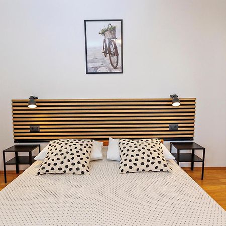Apartments Baricevic Bol Extérieur photo