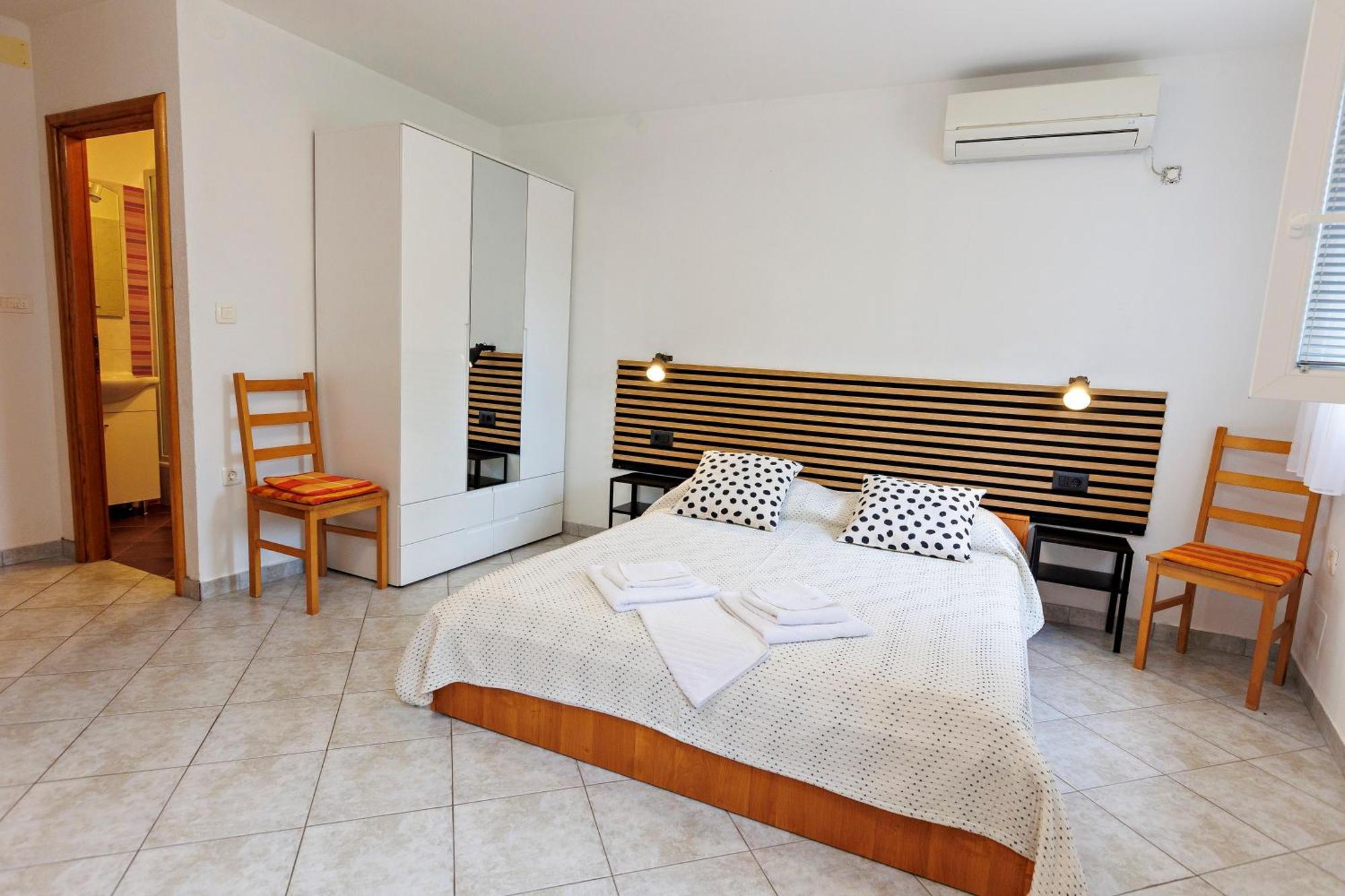 Apartments Baricevic Bol Extérieur photo