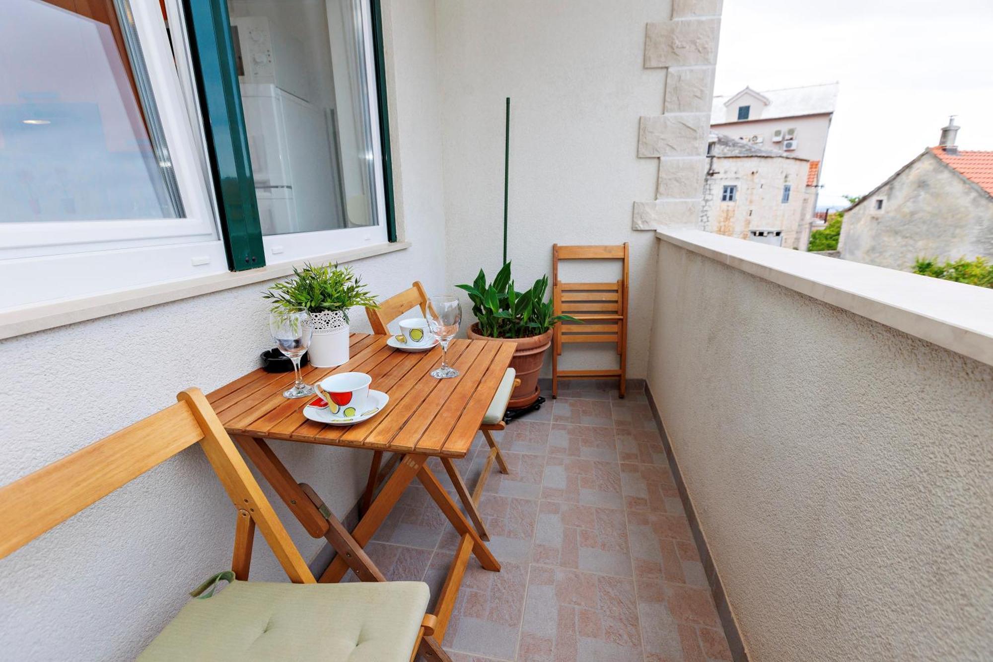 Apartments Baricevic Bol Extérieur photo