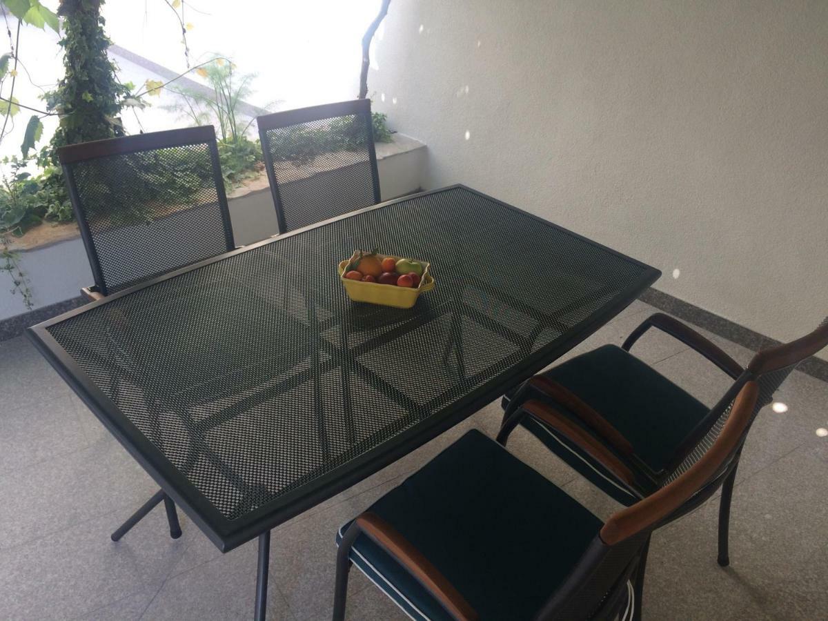 Apartments Baricevic Bol Extérieur photo
