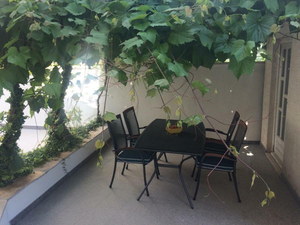 Apartments Baricevic Bol Extérieur photo